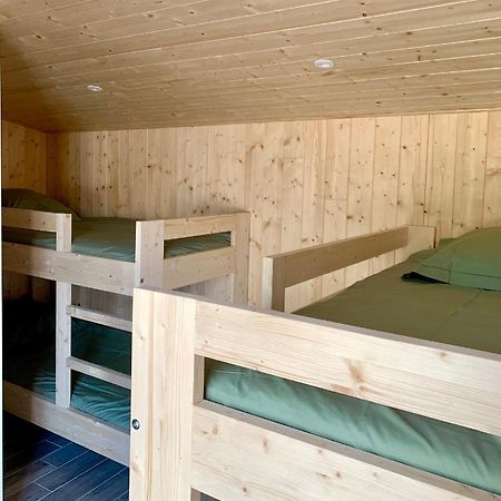 La Petite Auberge Insolite Сент-Аффрік Екстер'єр фото