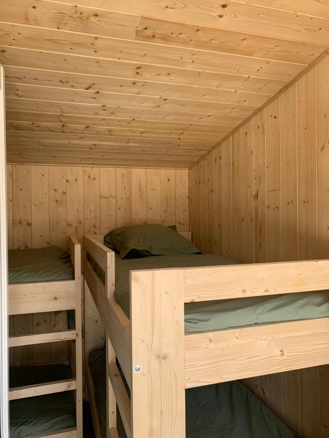 La Petite Auberge Insolite Сент-Аффрік Екстер'єр фото